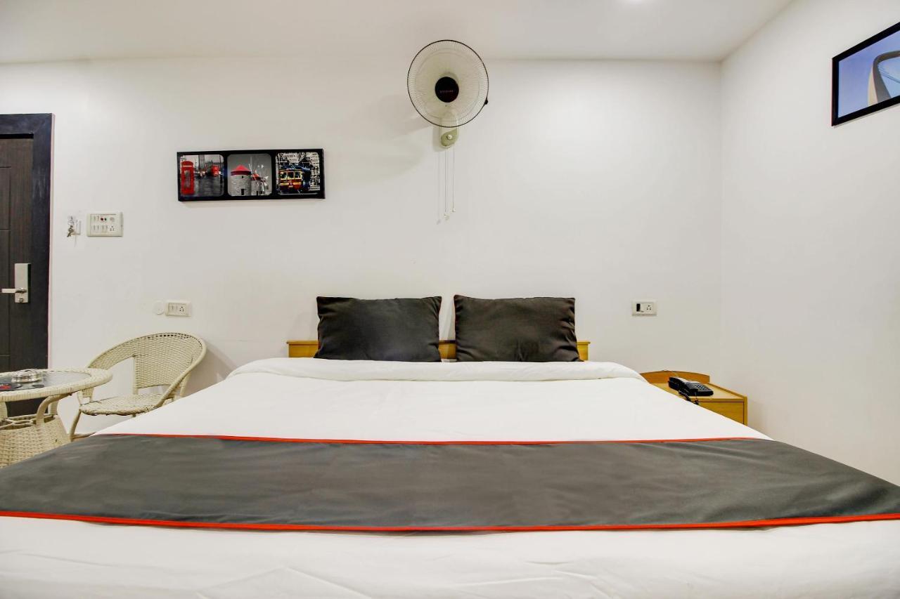 Oyo 2794 Hotel Plaza Inn Gauháti Kültér fotó